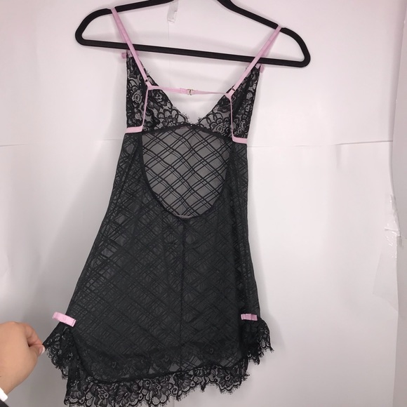 Victoria’s Secret | Lingerie With Small Pink Bows - Picture 3 of 7